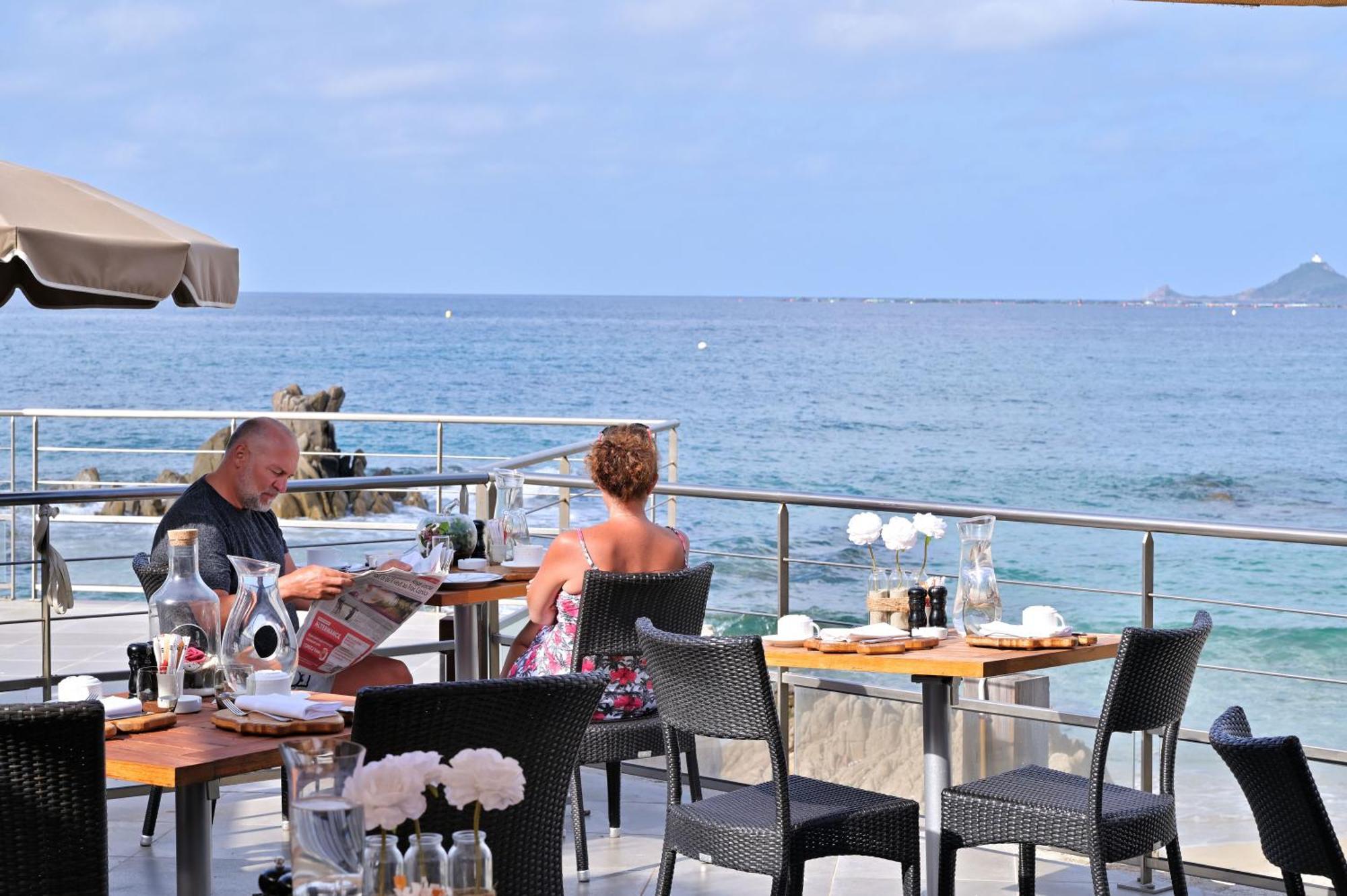 Hotel Le Week End Αζάτσιο Εξωτερικό φωτογραφία