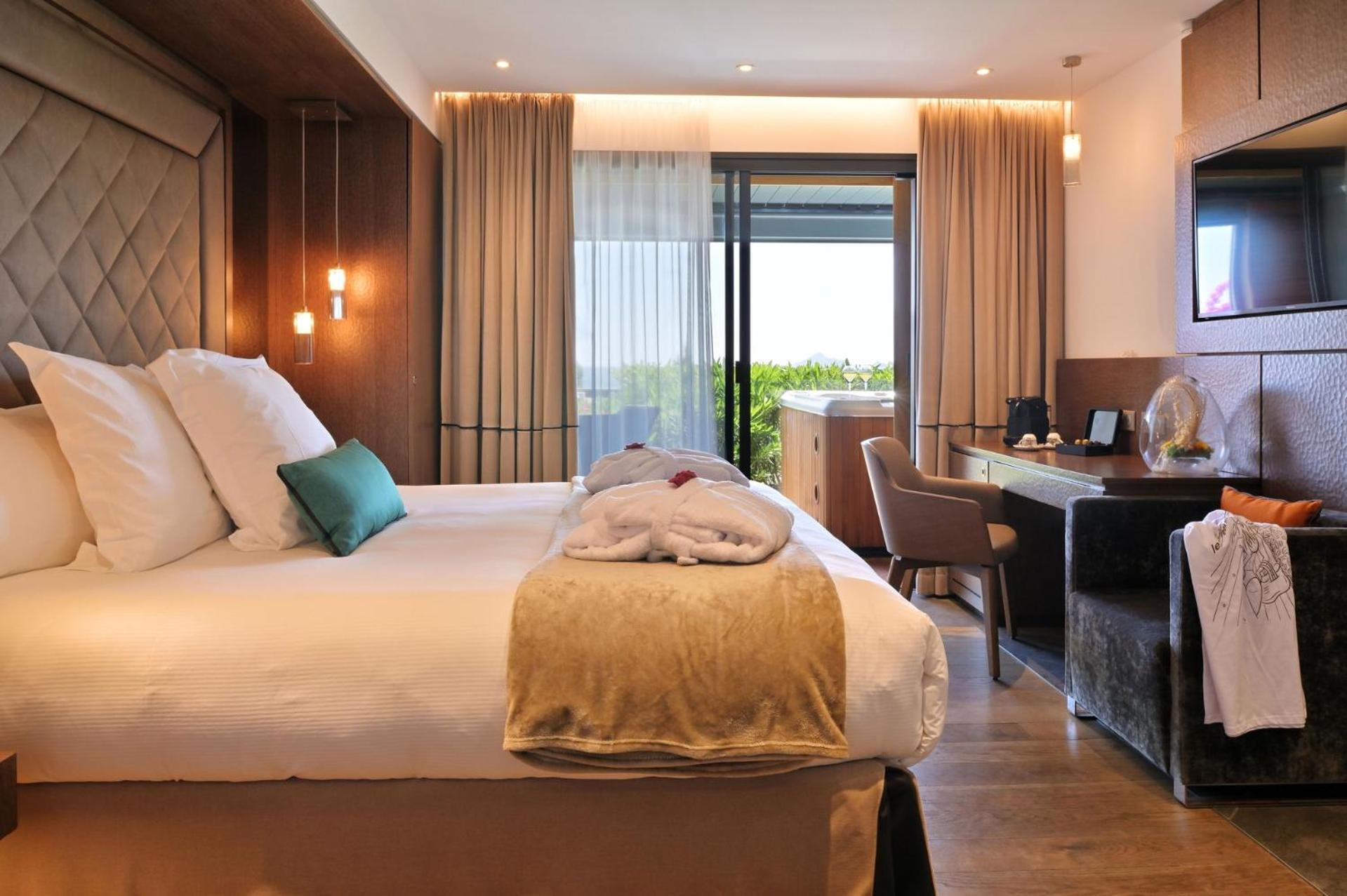 Hotel Le Week End Αζάτσιο Εξωτερικό φωτογραφία